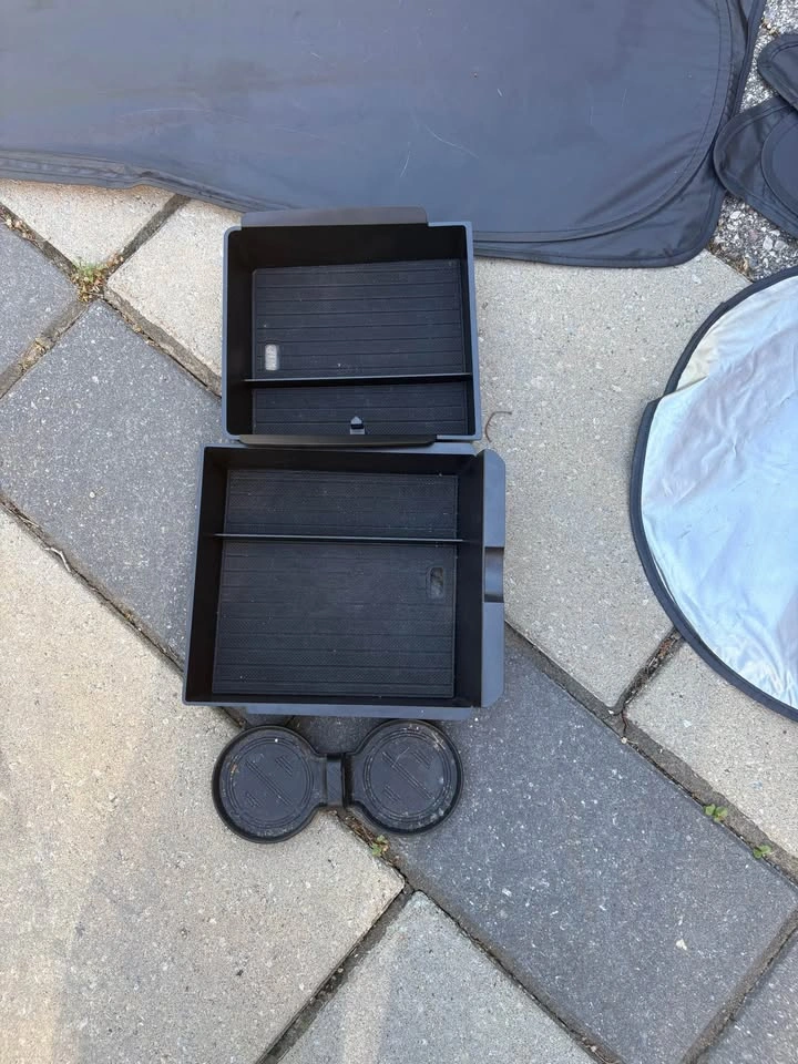 Tesla Model 3 Highland Complete Window Privacy Blackout Kit - photo 3