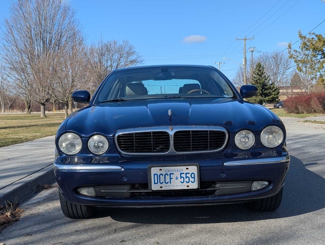 2004 Jaguar XJ8 needs a new home now