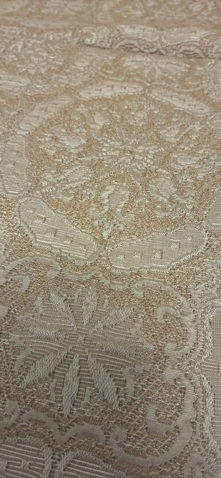 Gold bed cover - photo 5