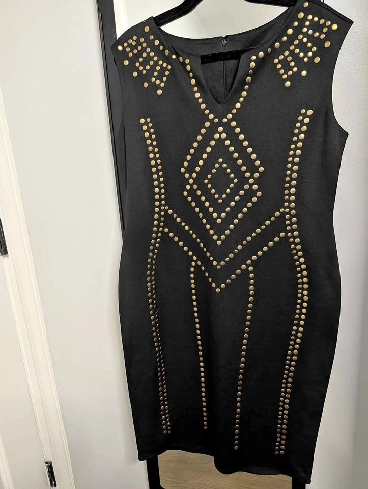 Women black dress