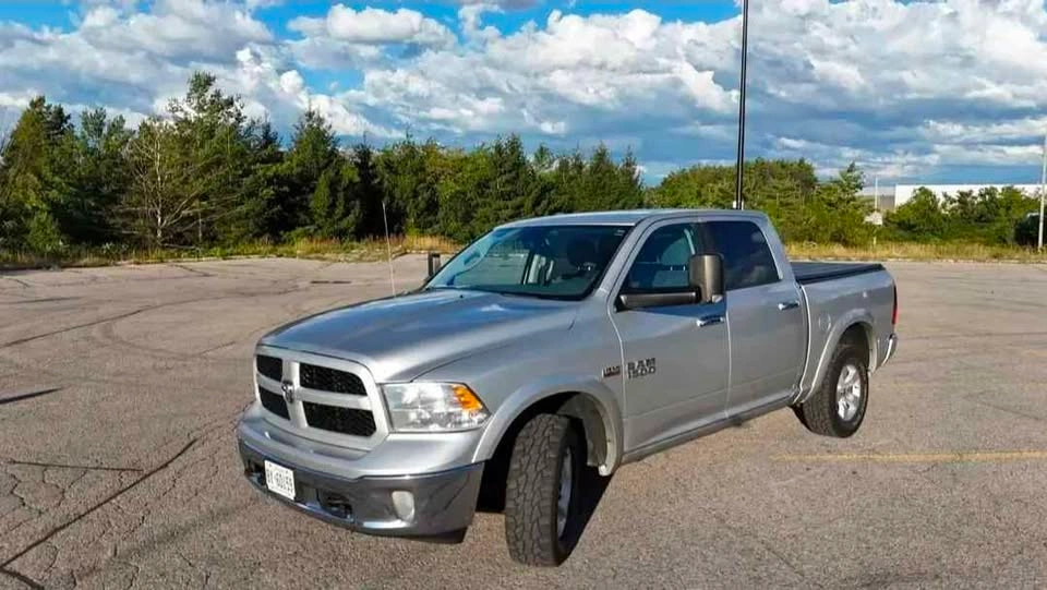 2013 Dodge Ram 1500 Crew Cab - photo 2