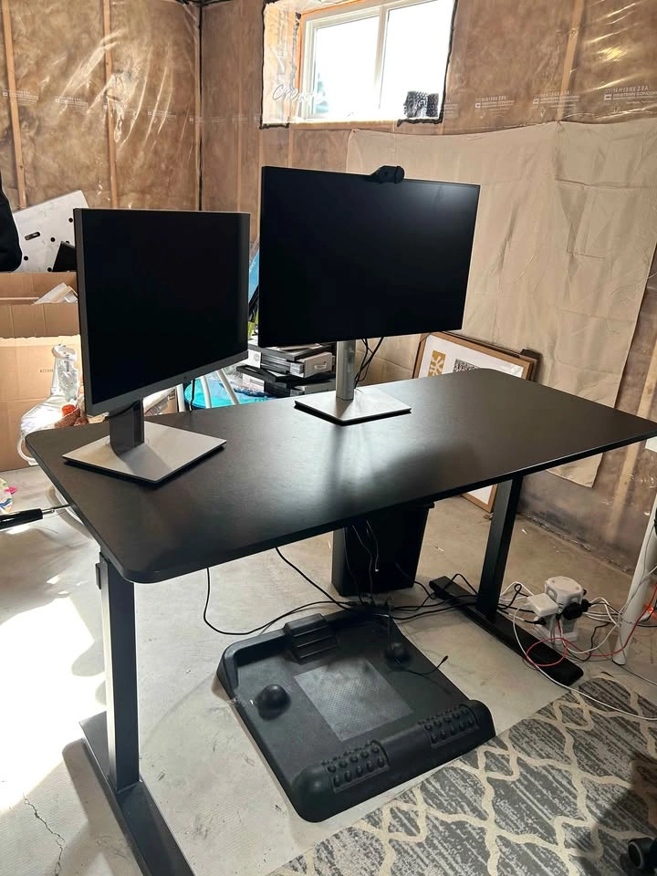 Standing Desk 55" | Moving Sale - photo 4