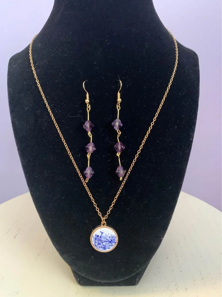 2-piece gold Necklace and Purple Bead Drop Earrings Set - photo 2
