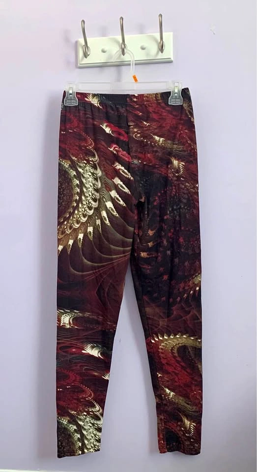 Women Yoga Print Leggings – Burgundy/Gold Pattern – Size M