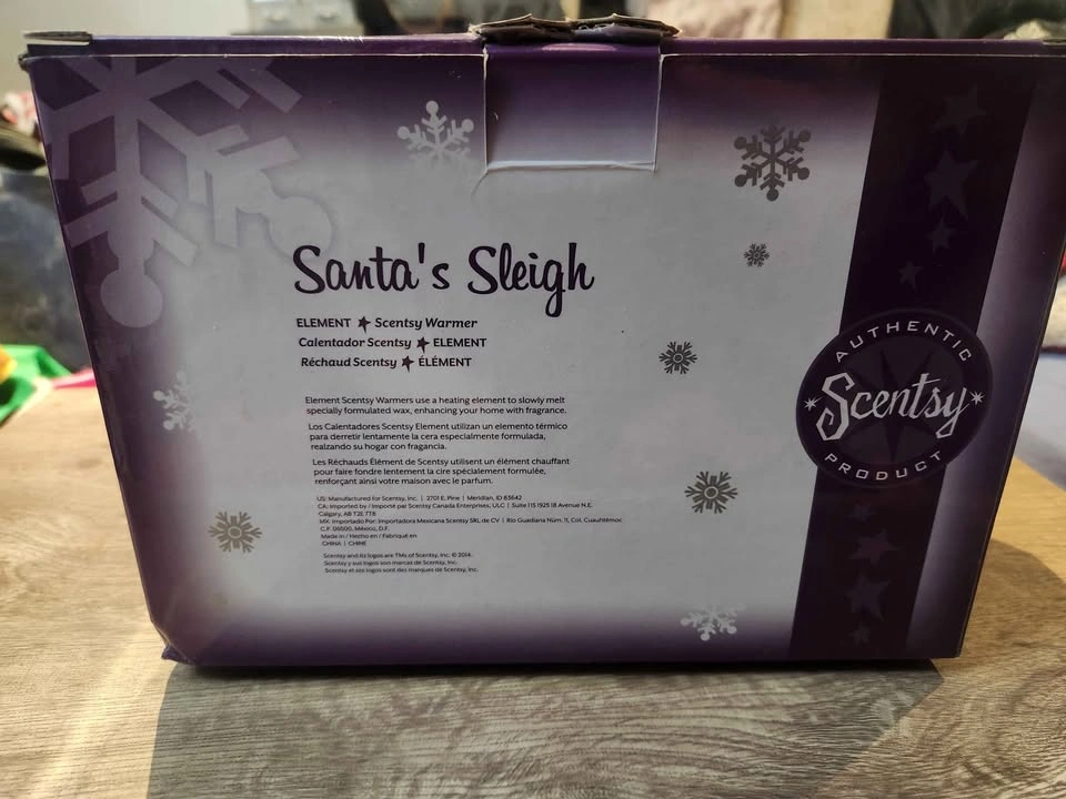 Scentsy Santa's Sleigh Warmer - photo 3