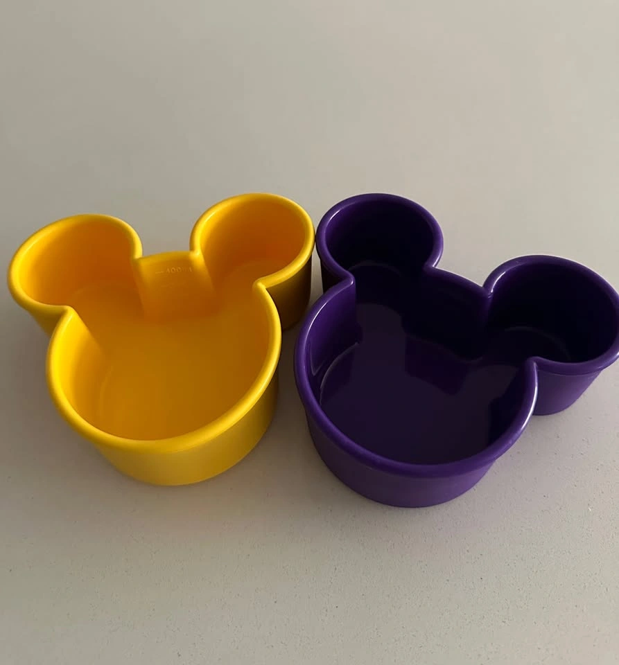 Disney Mickey Mouse-shaped lunch box food container - photo 2