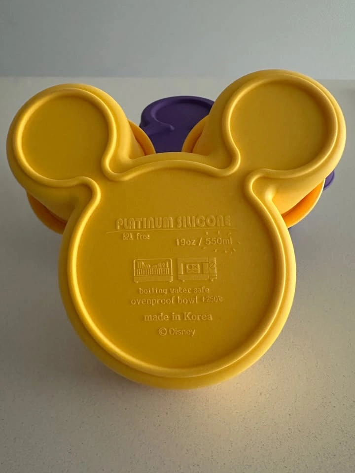 Disney Mickey Mouse-shaped lunch box food container - photo 4