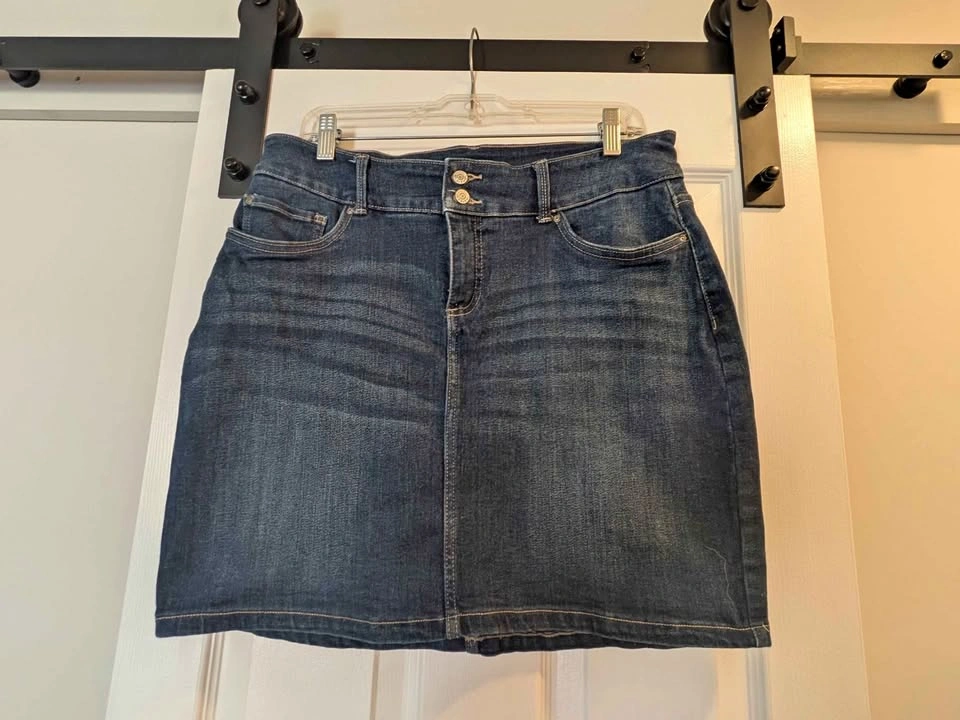 Denver Hayes Jean Skirt