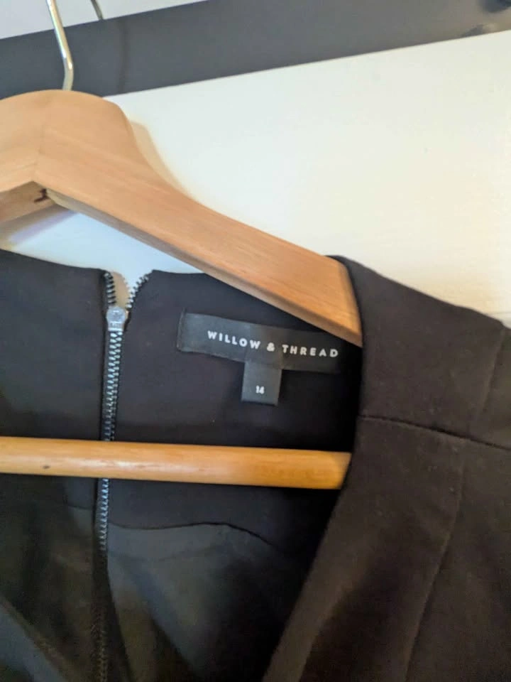 Little black dress size 14 - photo 3
