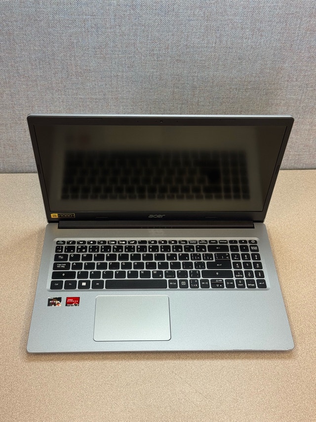 Acer Aspire 3