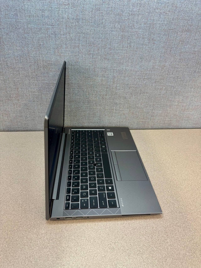 HP ZBook Firefly 14 G7 - photo 2