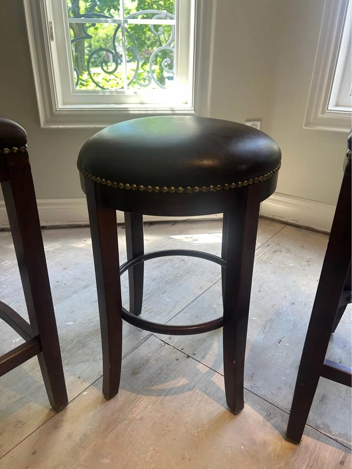 Wood and Leather Bar Stools - photo 4