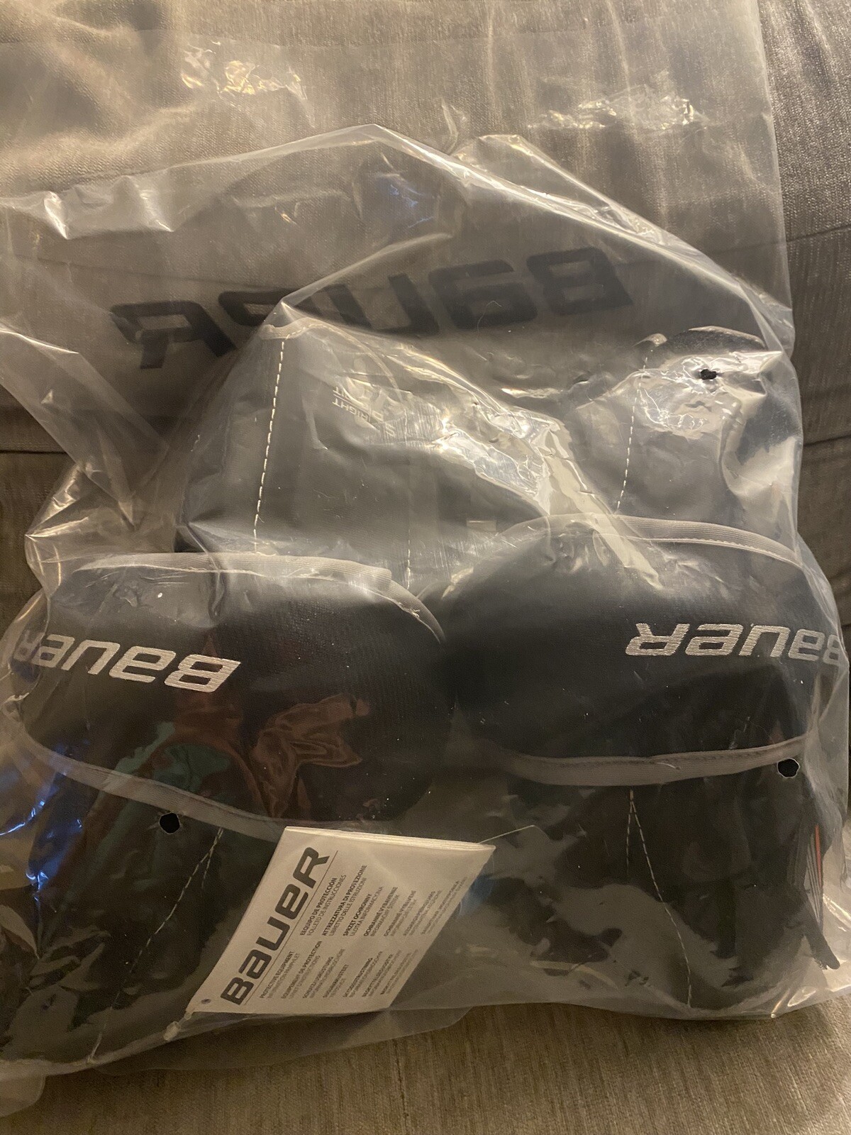 Brand New Bauer Official Elbow Pads - Size Small - photo 3