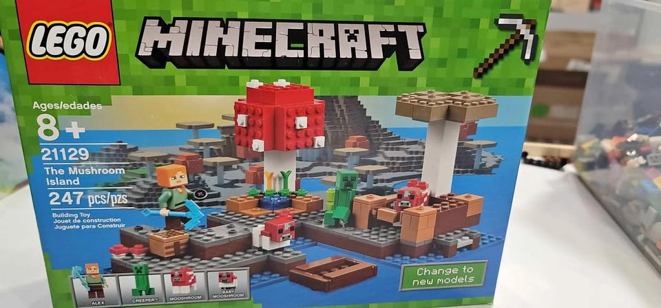 Brand new Lego Minecraft set 21129 mushroom Island