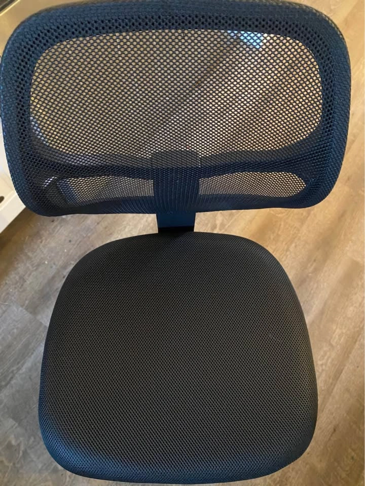 New Swivel Office Chair - photo 2