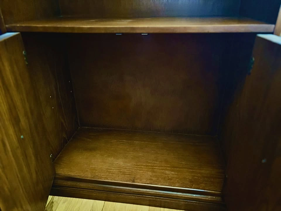 Vintage Carved Sturdy Real Wood Bookcase(s) w/ Cabinet - photo 5