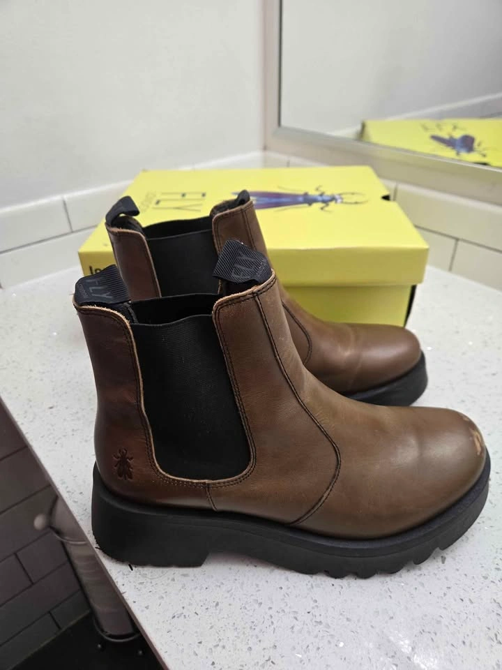 FLY London MEDI789FLY Boots - Rug Camel - Size EU40/US 9 - photo 2