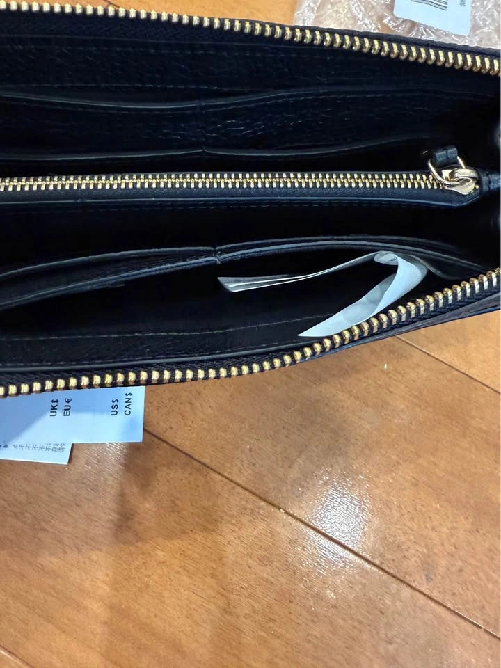 New Abercrombie & Fitch Leather Wallet - photo 2
