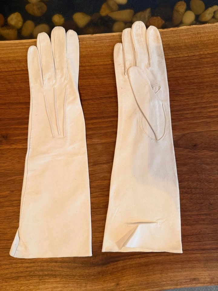 Collection of vintage ladies leather gloves from Italy and Franc - photo 5