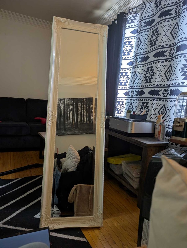 Julian Bowen Palais mirror