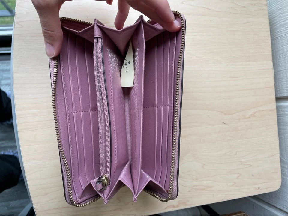 Authentic Kate Spade Zip-Around Wallet - photo 5