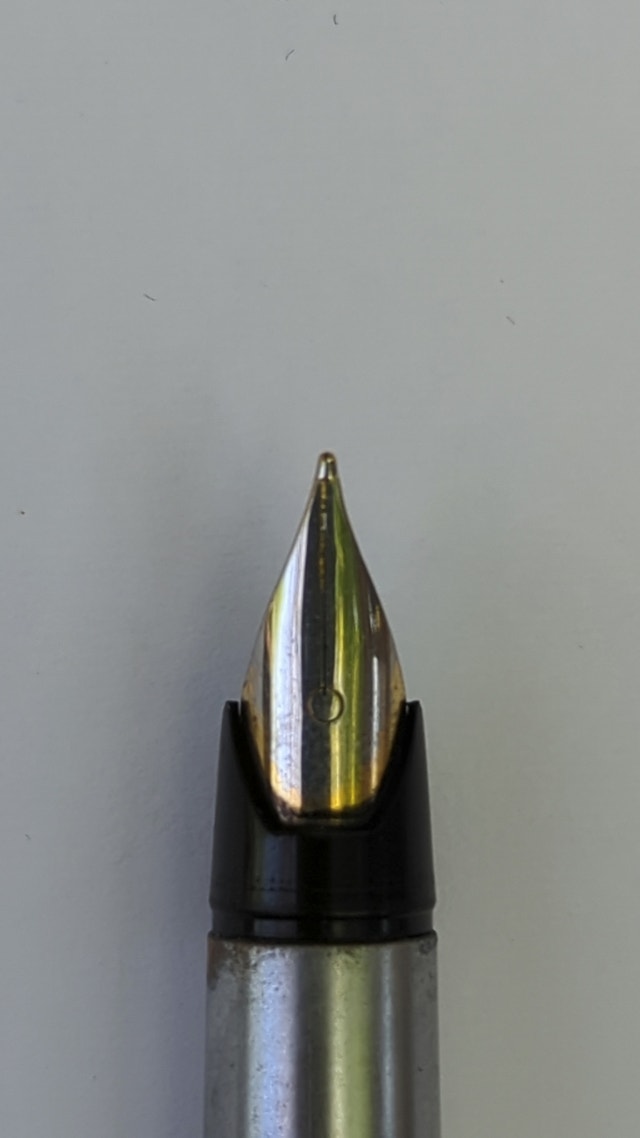 Crown Fountain and BP pen set in Leather case - photo 5