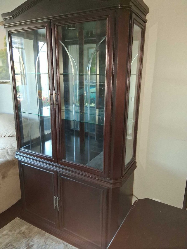 Dining Table and Hutch - photo 4