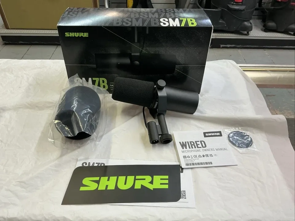 Shure SM7B Vocal Dynamic Microphone - photo 2