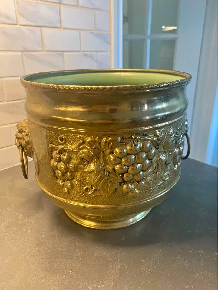 Vintage Peerage, England Brass Planter with Lion’s Head & Ring H