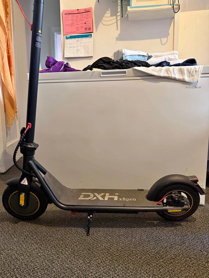 DXH X8 Pro Electric Scooter