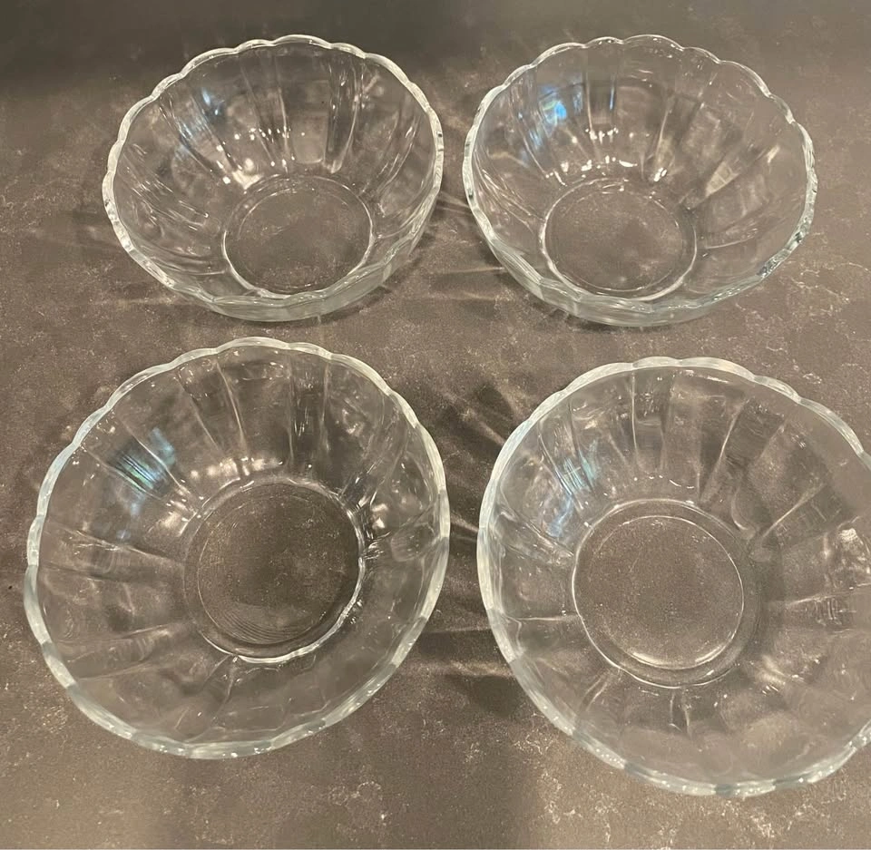 Set of 4 Vintage Berry/Dessert Bowls - photo 3