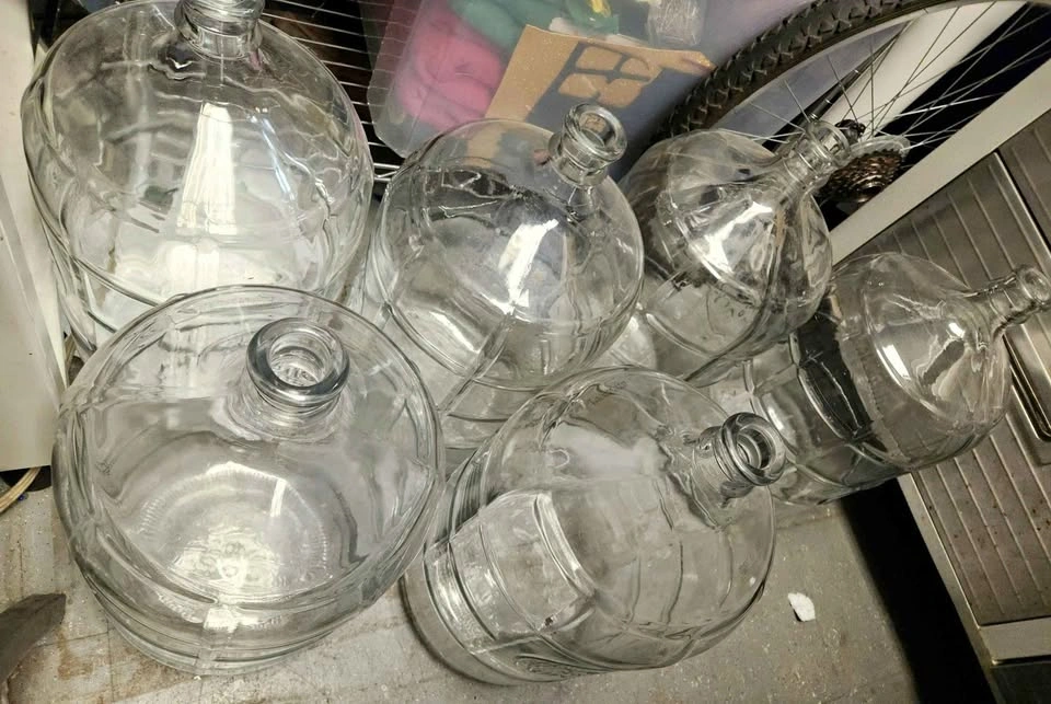 5-gallon glass water bottles