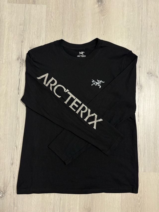 Rare Arc’teryx Full sleeve