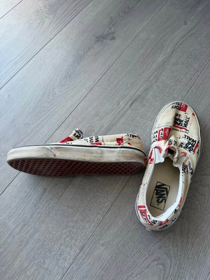 Vans Classic Slip-On Off The Wall Logo Print Shoes - photo 2