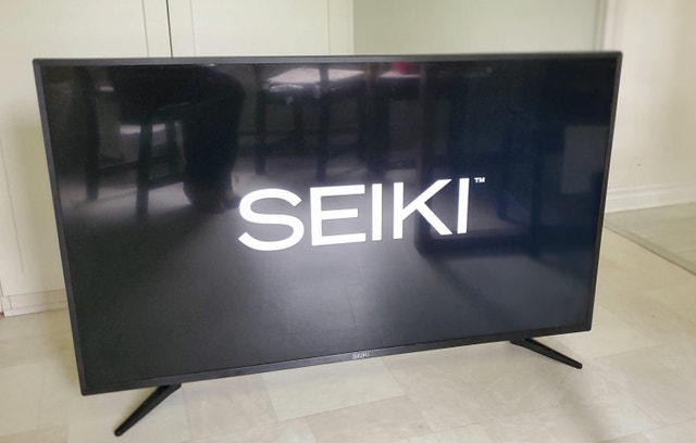 55" Seiki 4K Ultra HD Smart LED TV (Model: SC-55UK700N)