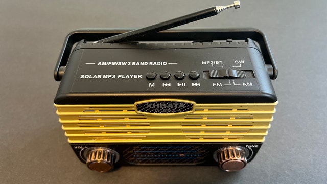 XHDATA D-902 Solar Emergency Radio, MP3 Player & Flashlight - photo 5