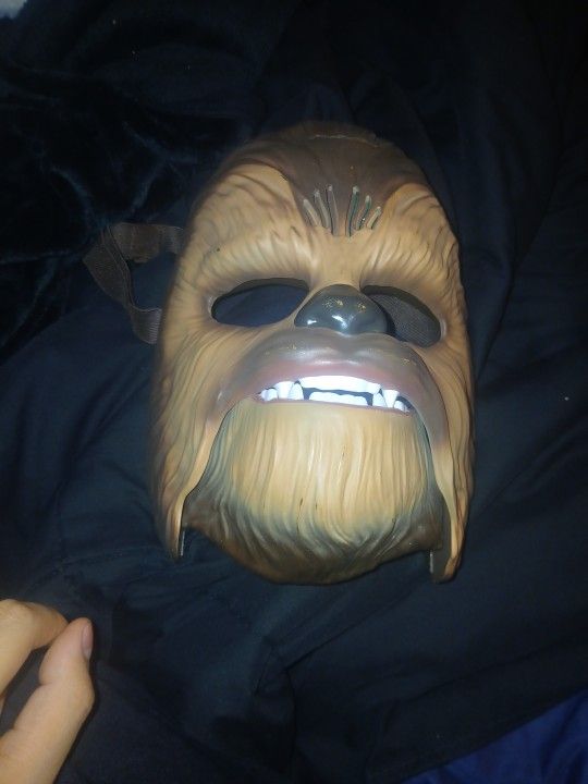 Electronic Chewbacca Mask
