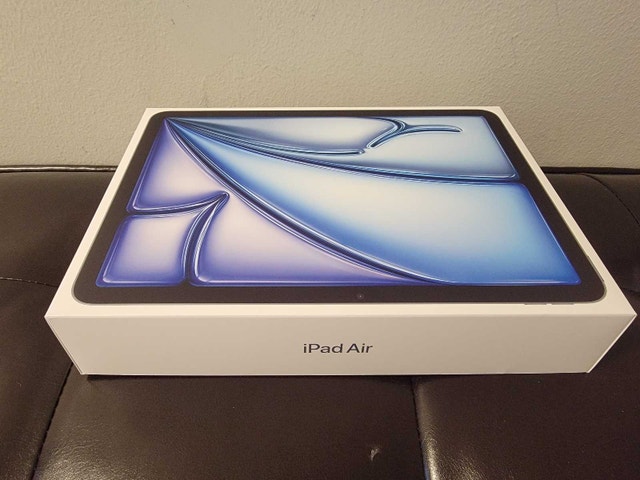 iPad Air 11-inch (M3) 128GB Brand New, Sealed Box