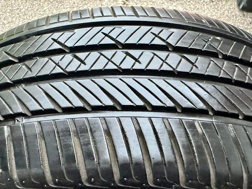 205/45/17 LAUFENN ALL SEASON TIRES