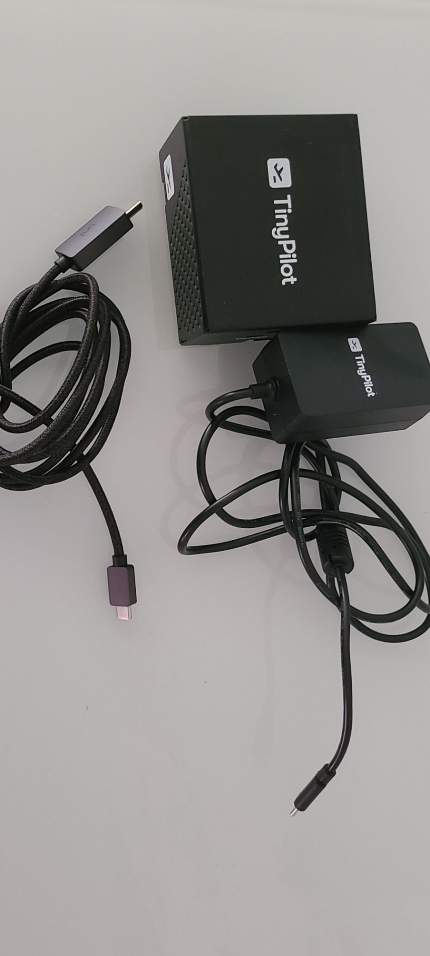 TinyPilot Voyager 2a KVM over IP device