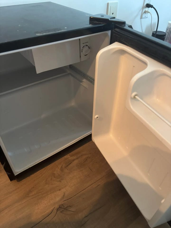 Mini fridge - photo 2