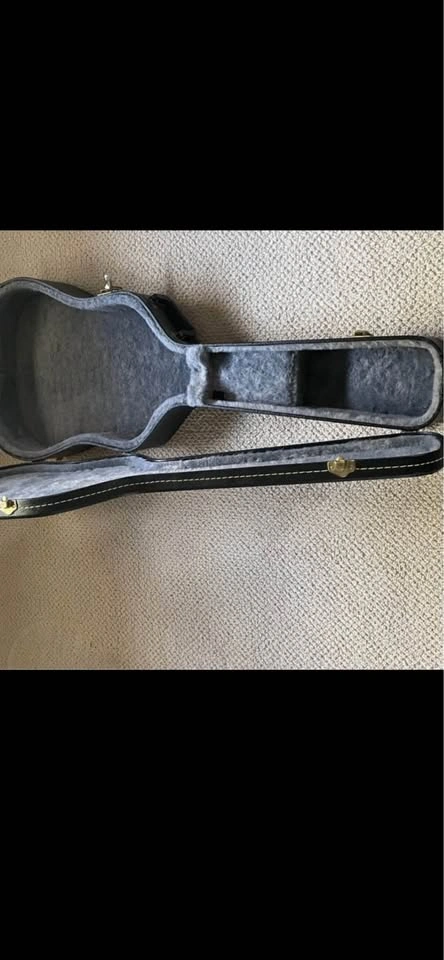 Hardshell guitar case - photo 2
