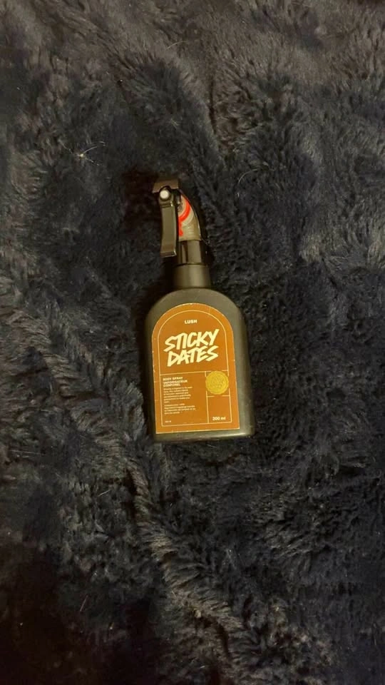 Lush sticky dates body spray
