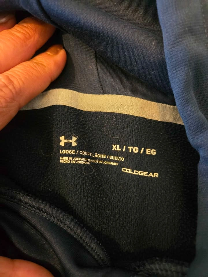 Men's Under Armour hoodie - photo 2