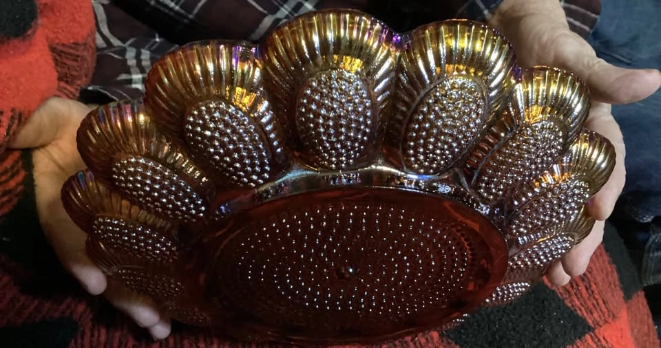 Vintage Rare Carnival Glass Deviled Egg Tray - photo 2