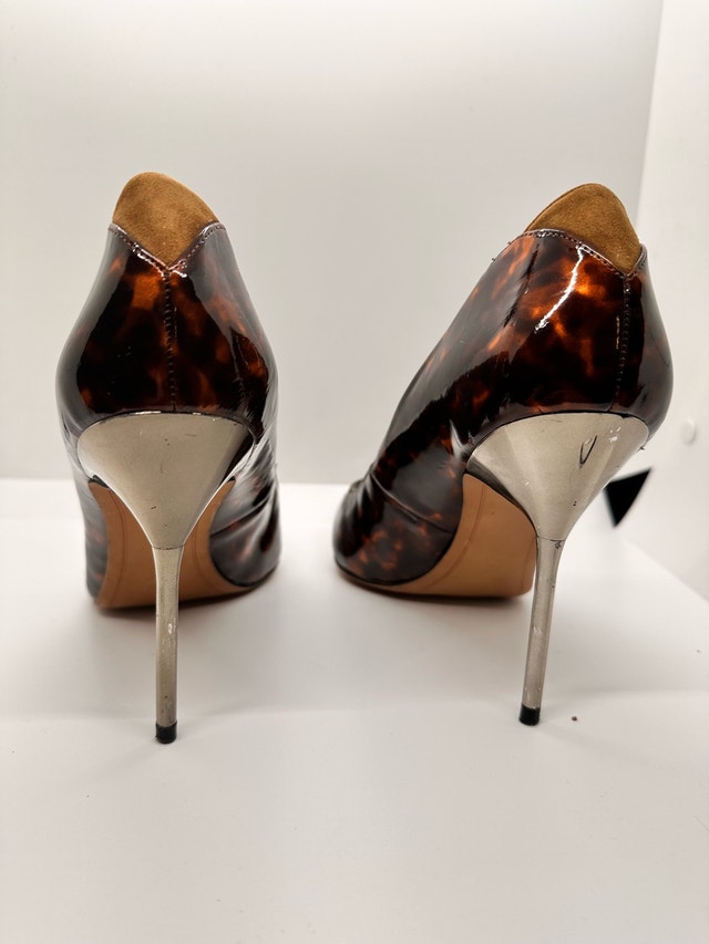 Sam Edelman Tortoiseshell Patent Pointed-Toe Pumps with Silver S - photo 4