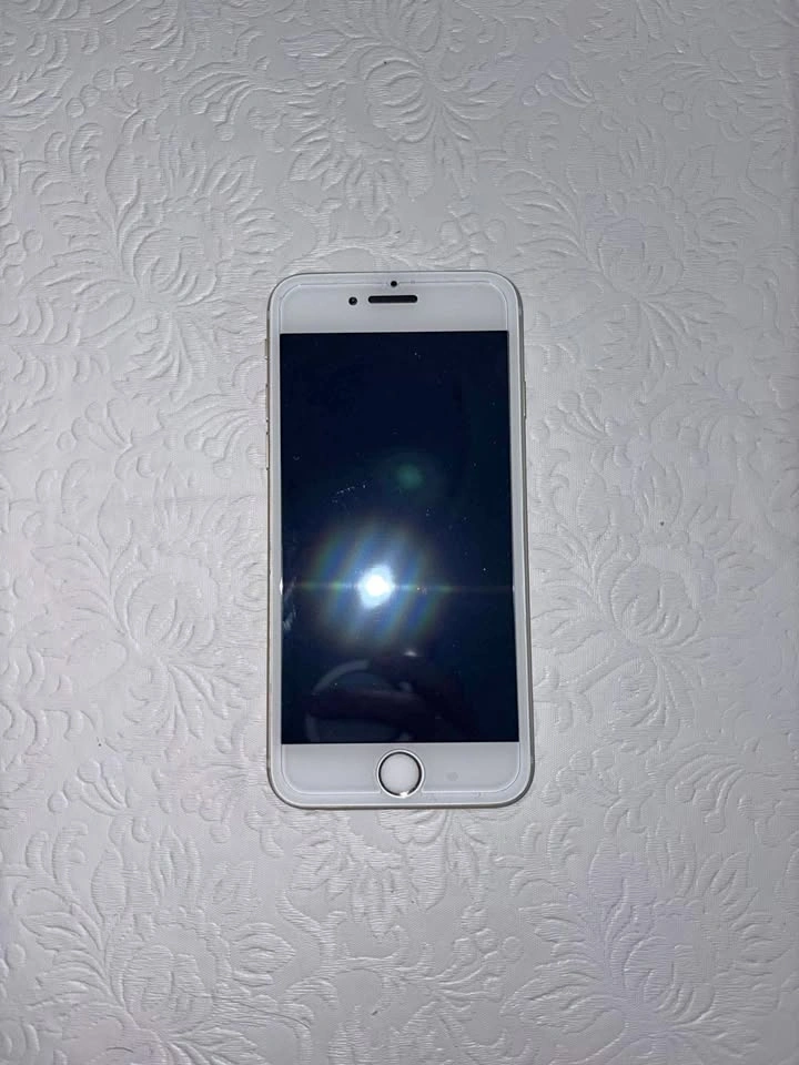 iPhone 6 (16GB, Rose Gold) Bundle – Carrier Unlocked