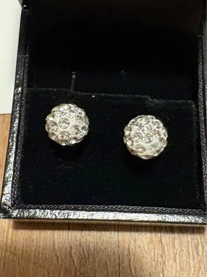 Costume jewelry - photo 2