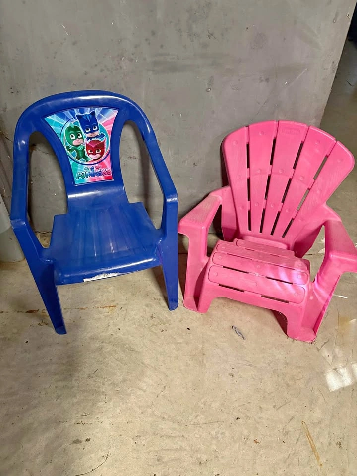 Kids chairs