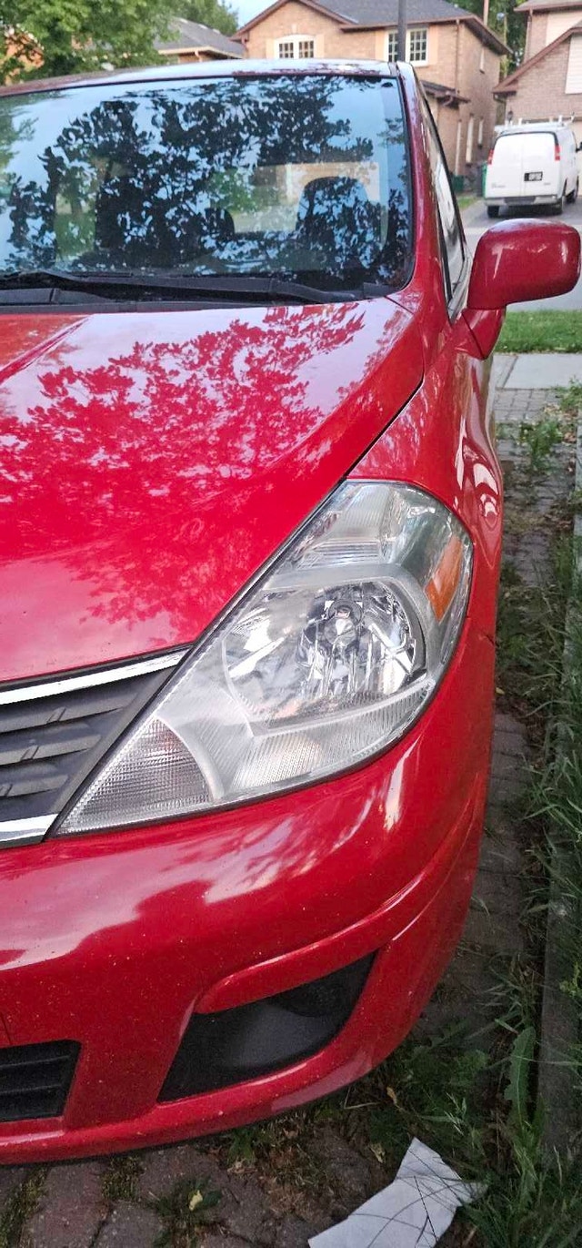 Nissan Versa Headlights - photo 2